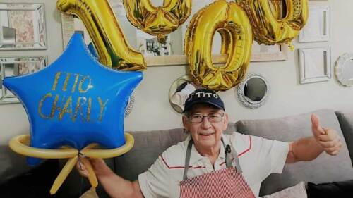 Don Carlos se convirtió en youtuber a sus 80 años