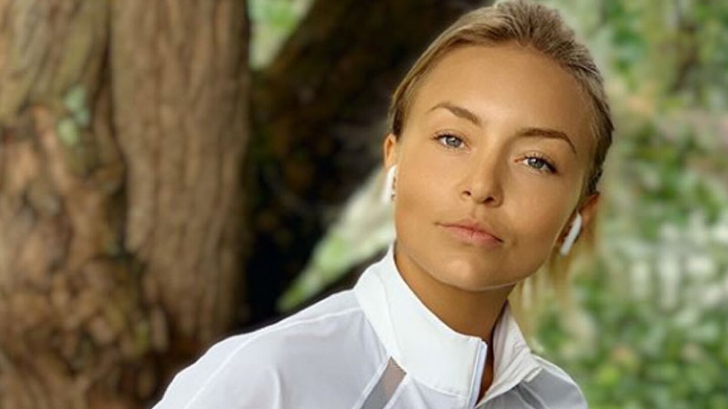 Instagram @angeliqueboyer
