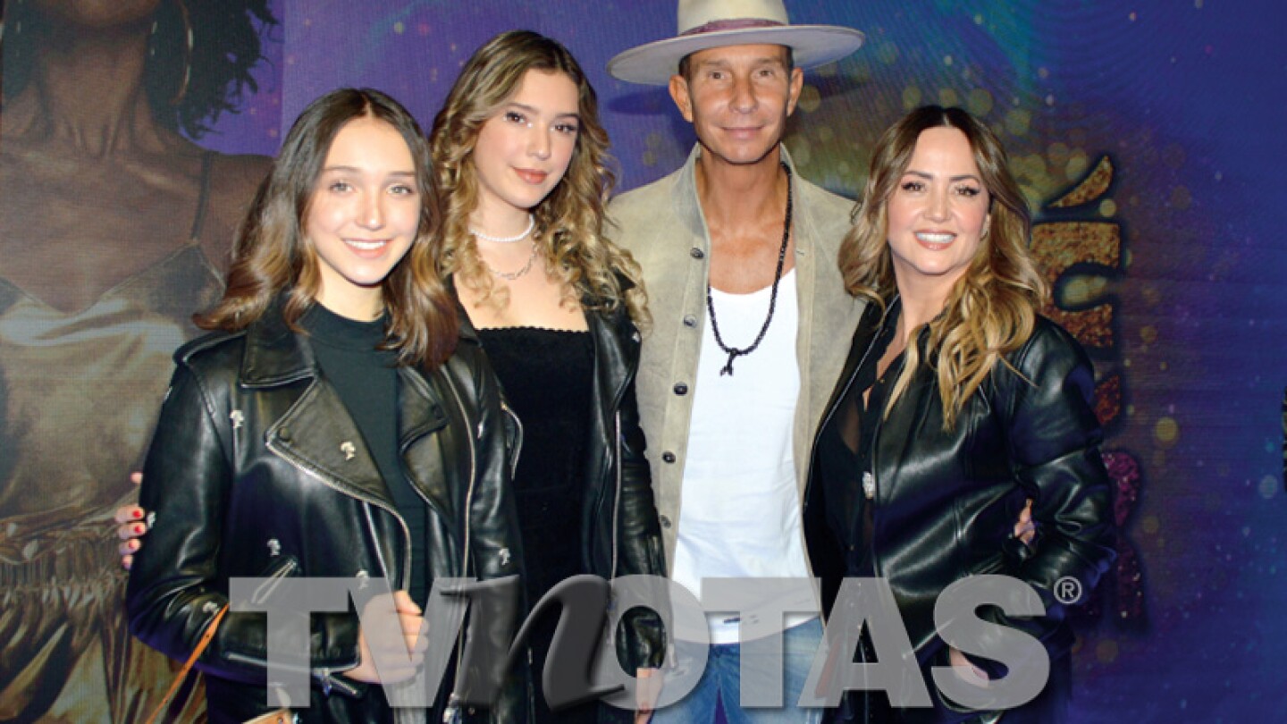 Erik Rubín apoya el talento de sus hijas en el canto y la actuación