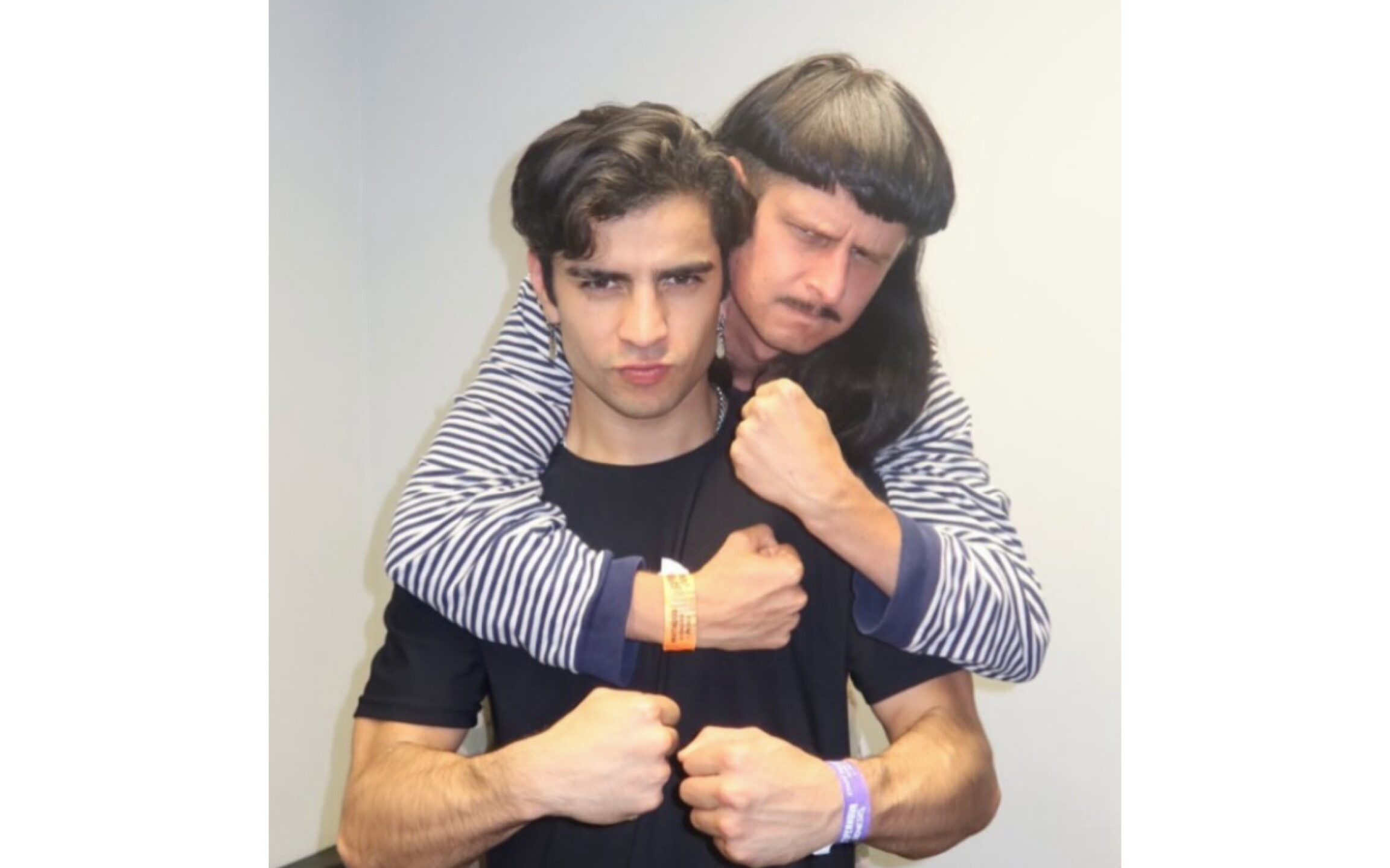 Aarón Mercury y Oliver Tree