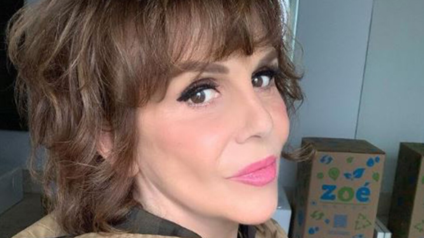 Rebecca Jones dedica mensaje a Susana Dosamantes