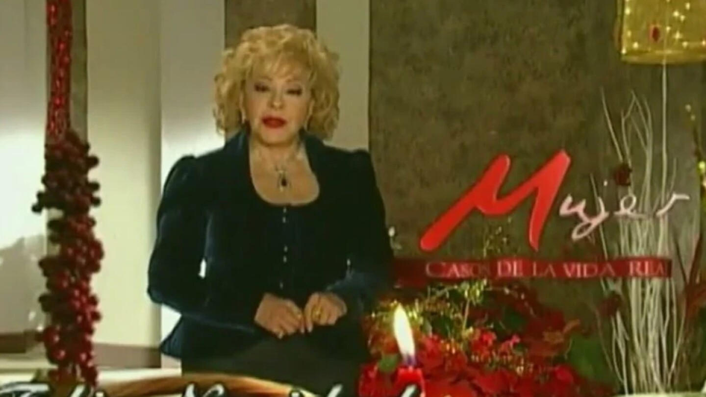 Silvia Pinal en su programa 'Mujer casos de la vida real'