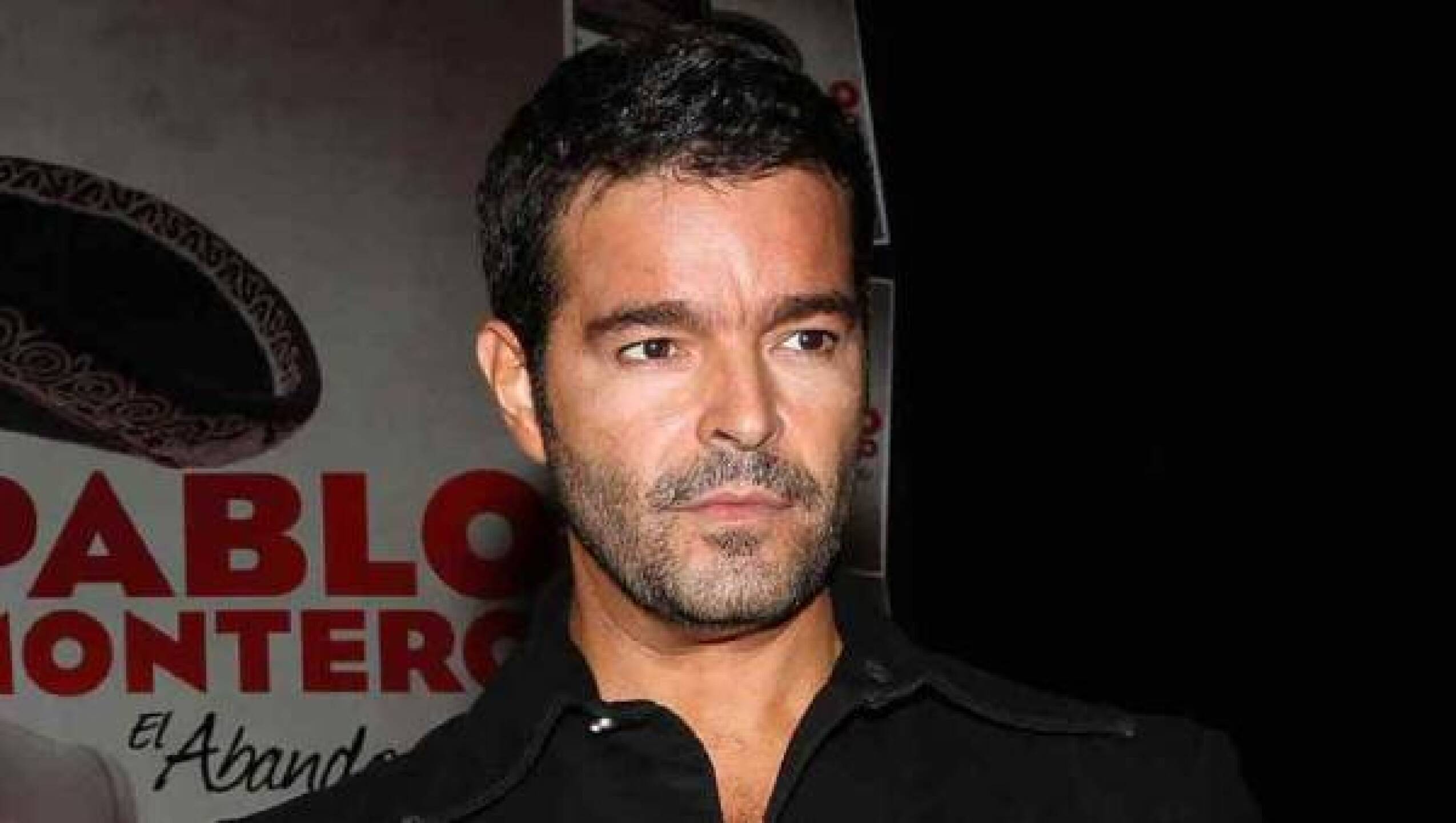 Pablo Montero irrumpe casa de su ex