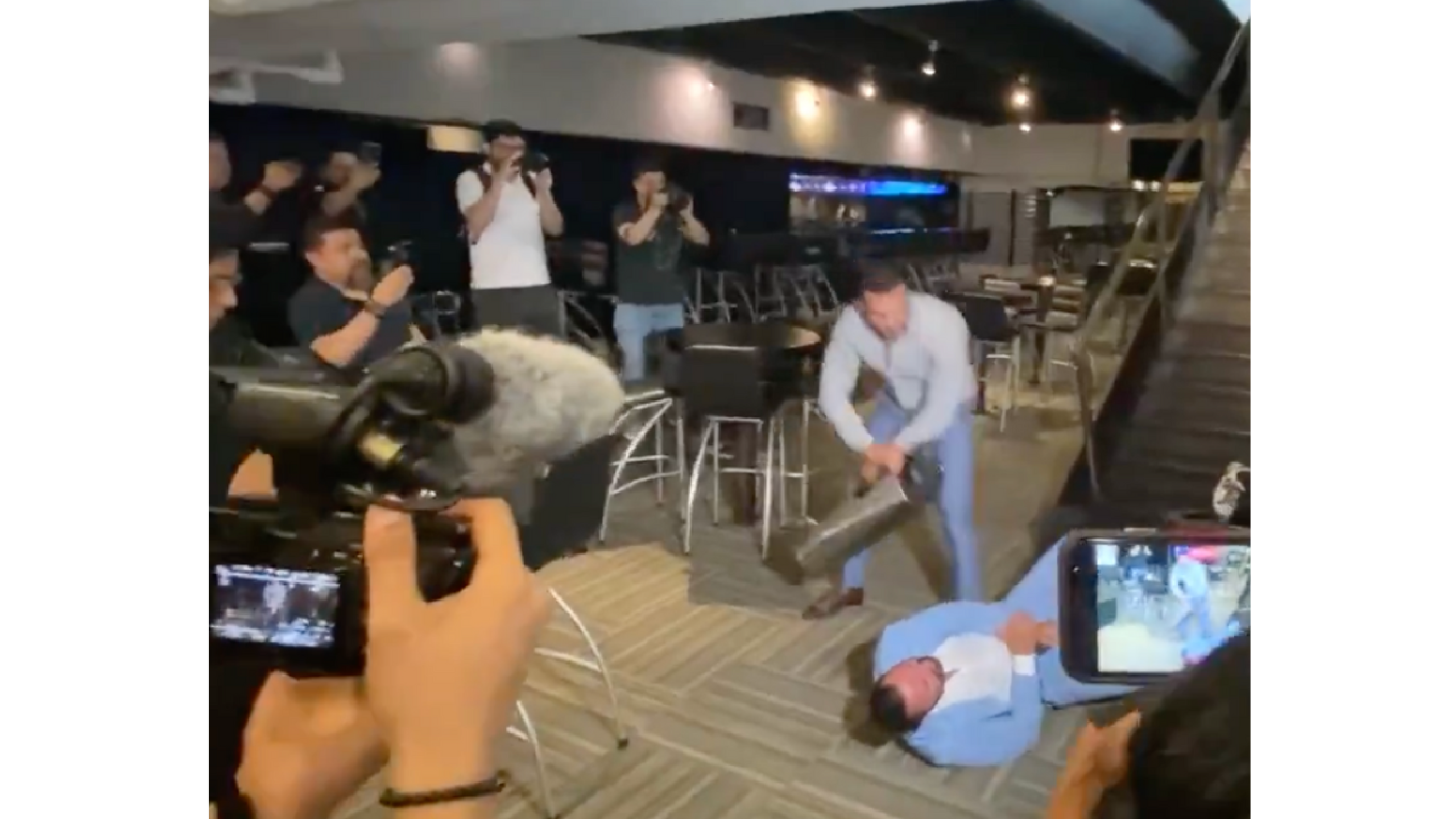 Latín Lover recibe golpiza de Alberto Río 'el Patrón'