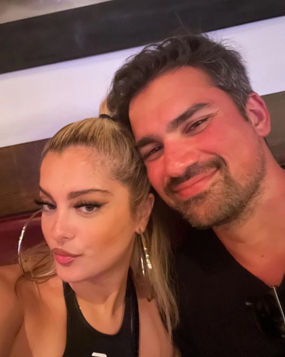 Bebe Rexha expone a su novio