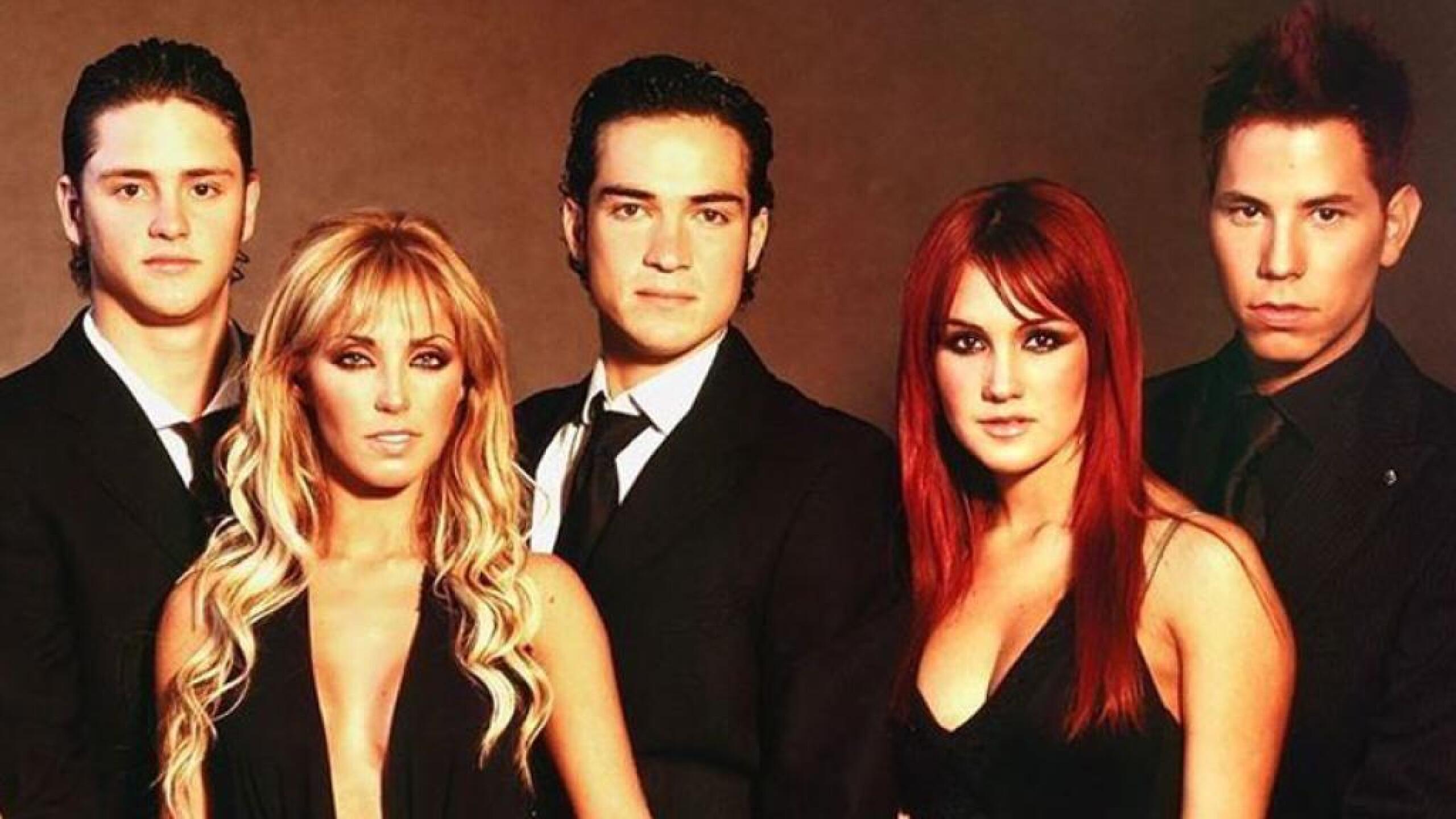 Dulce María da pistas de que volverá a RBD ¡Justo en mi juventud!