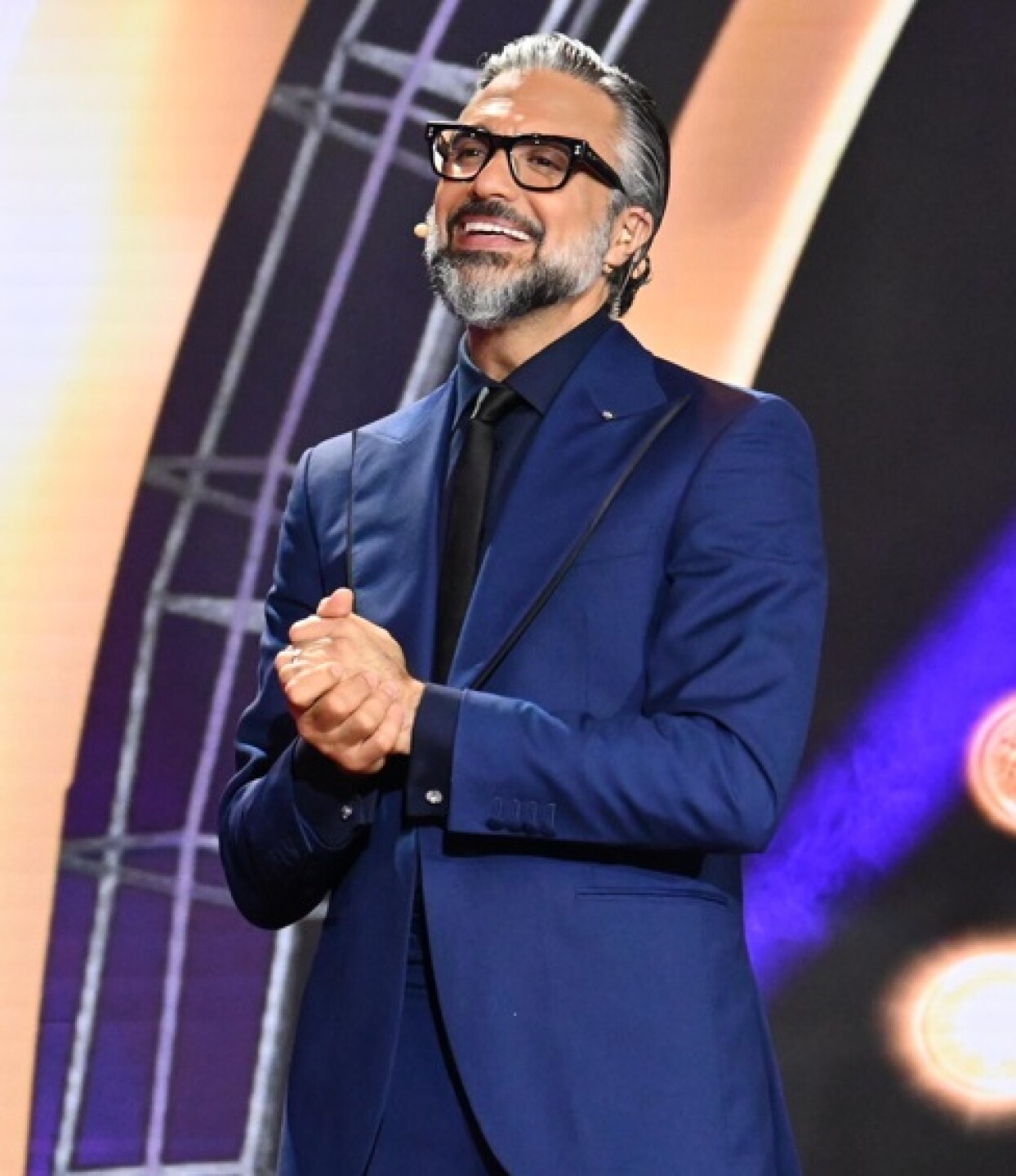 Jaime Camil en La academia2.jpg