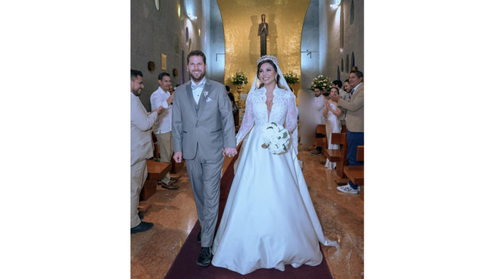 Boda por la iglesia de Aleida Núñez