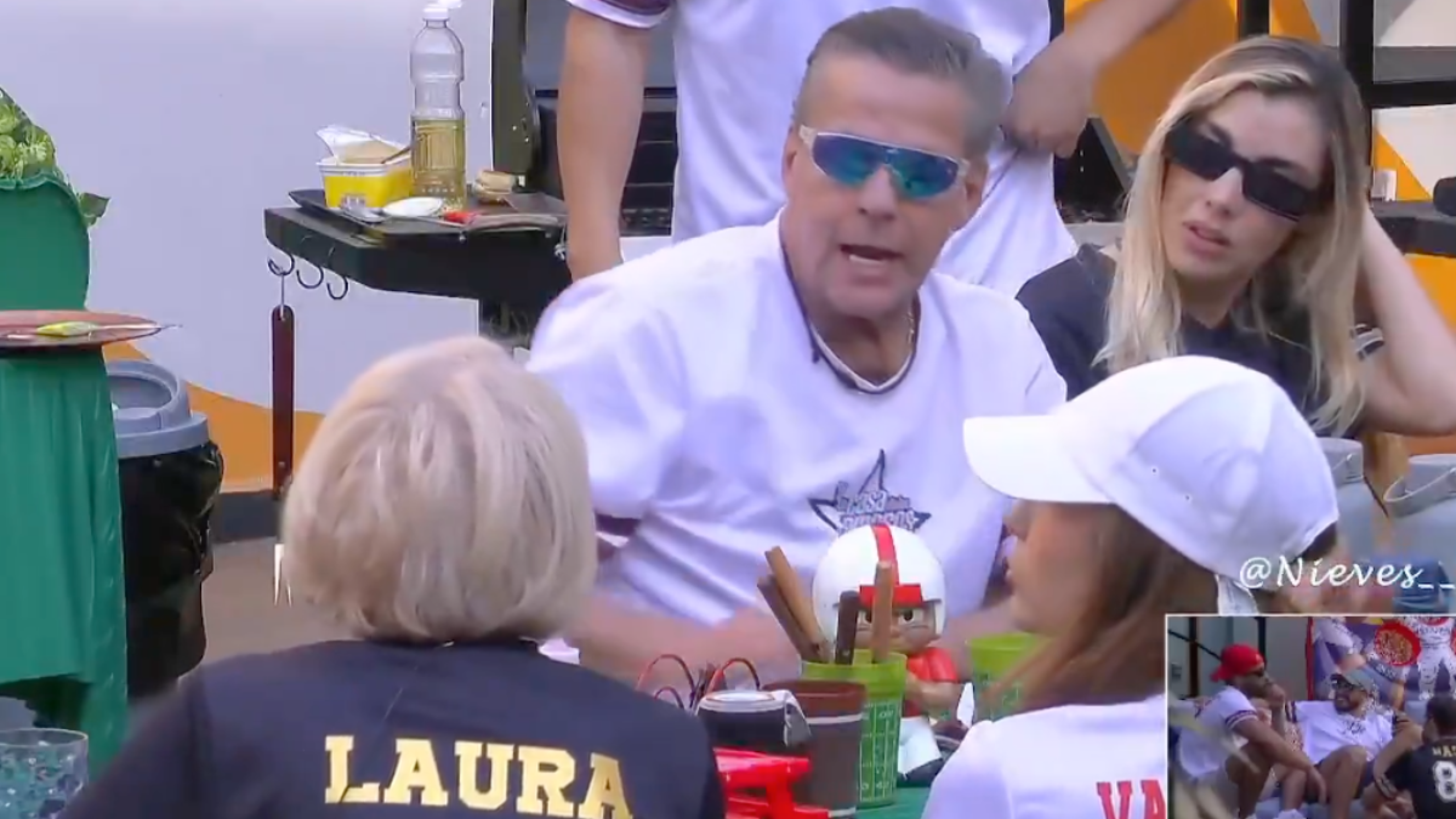 Alfredo Adame y Laura Bozzo desatan polémica en 'La Casa de los Famosos All Stars'