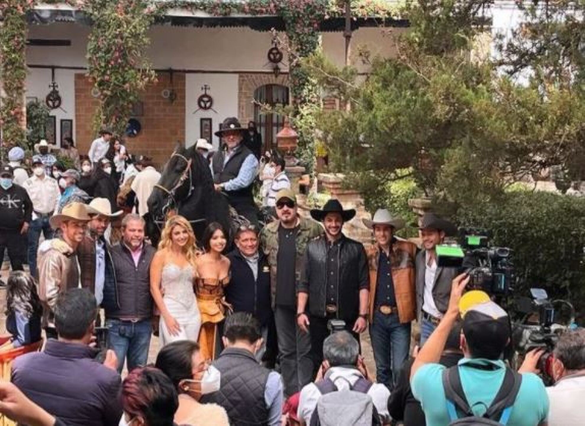 Ángela Aguilar habría ignorado a Michelle Renaud en La Herencia