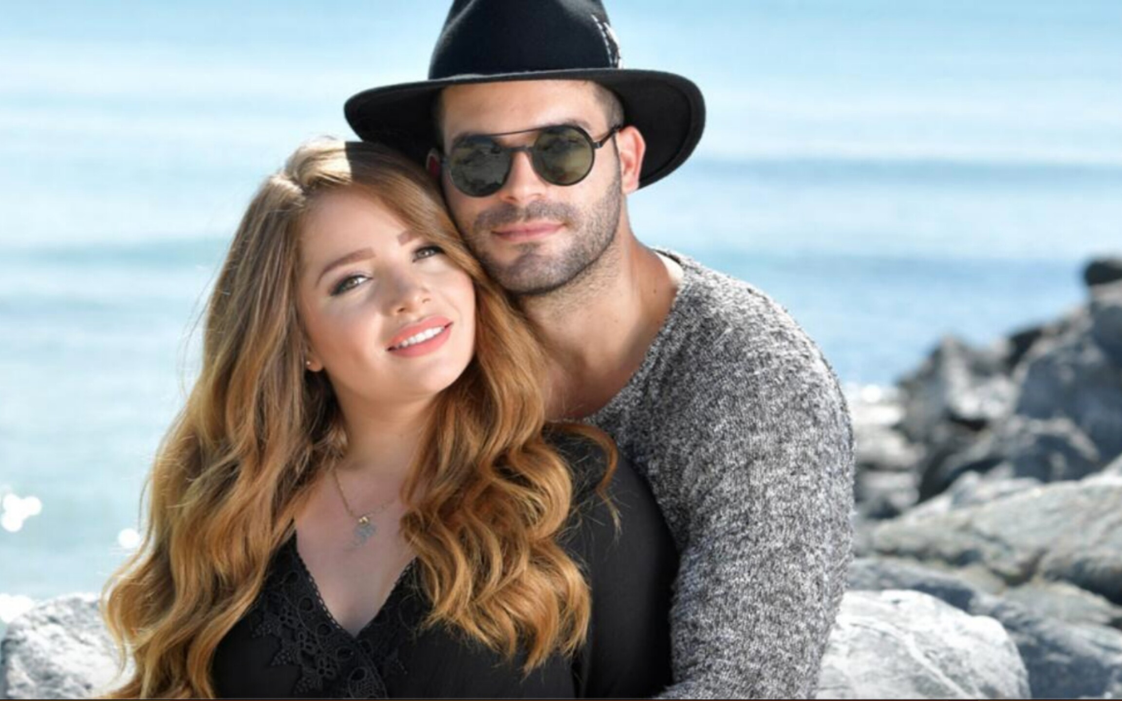 Adrián Di Monte y Sandra Itzel