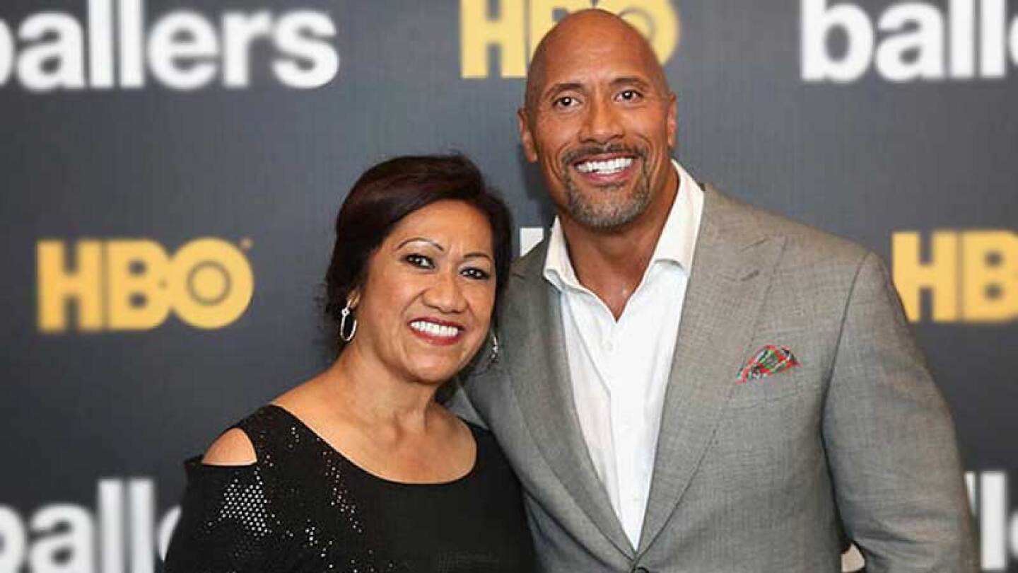 Dwayne Johnson habló sobre la salud de su progenitora