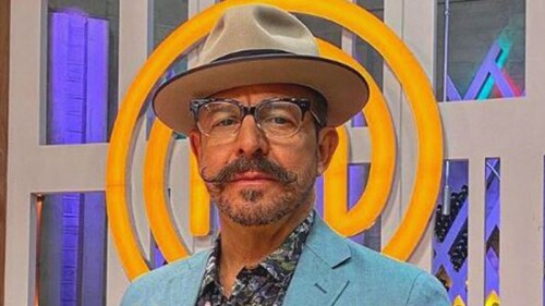 Benito Molina se pone al tú por tú con participante de MasterChef Latinos