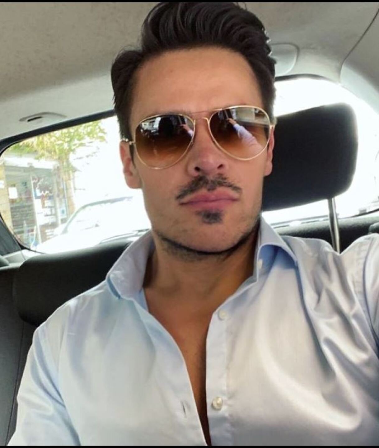 El productor Hugo Mejuto habla peste de su elenco