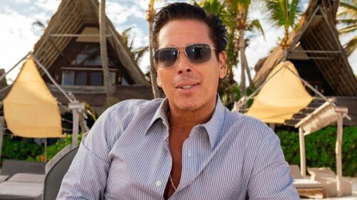 Roberto Palazuelos es denunciado