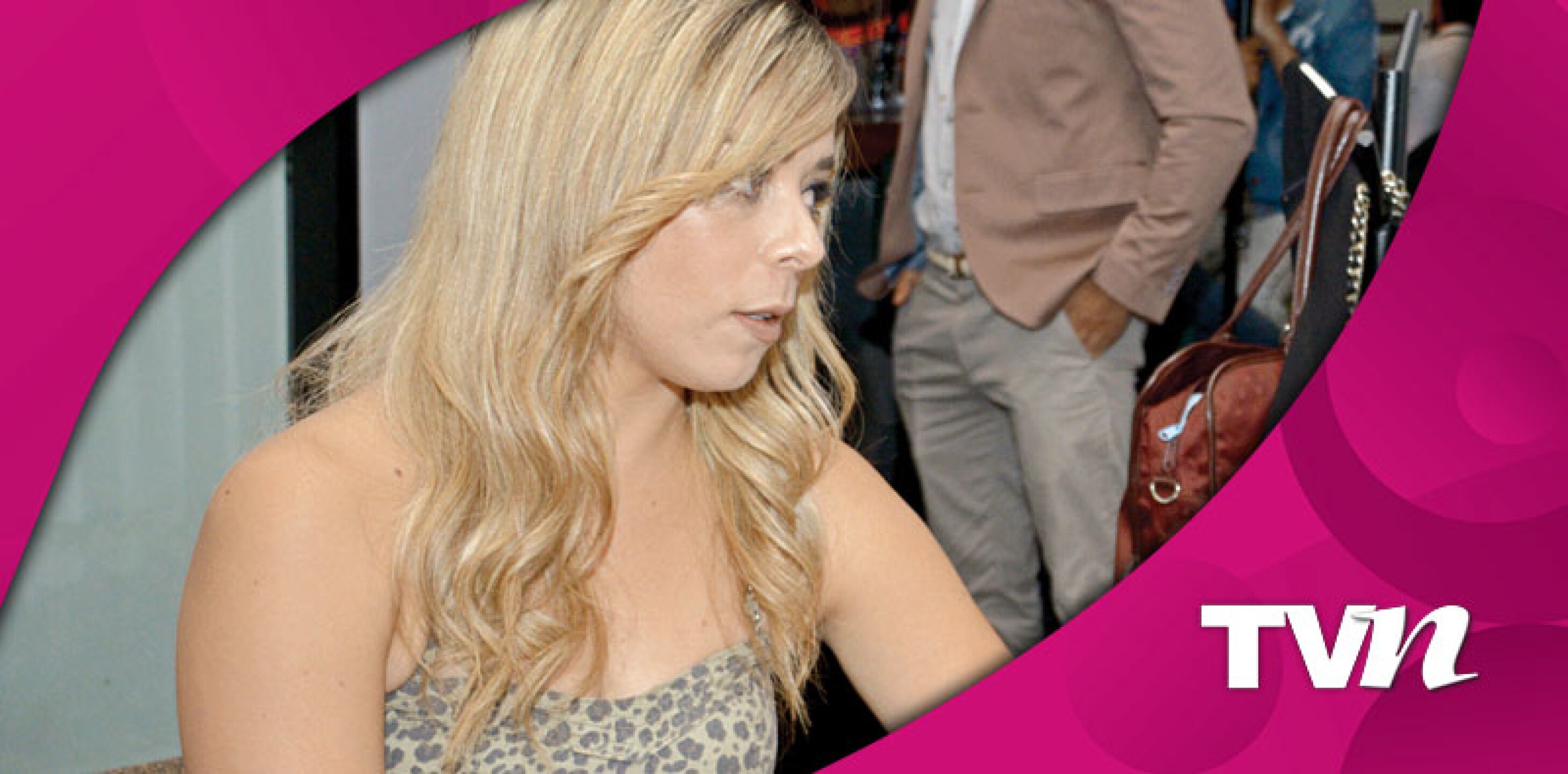 La hija de Alberto Rojas 'El Caballo' sufrió tremendo descuido íntimo y quedó con media pompa de fuera.