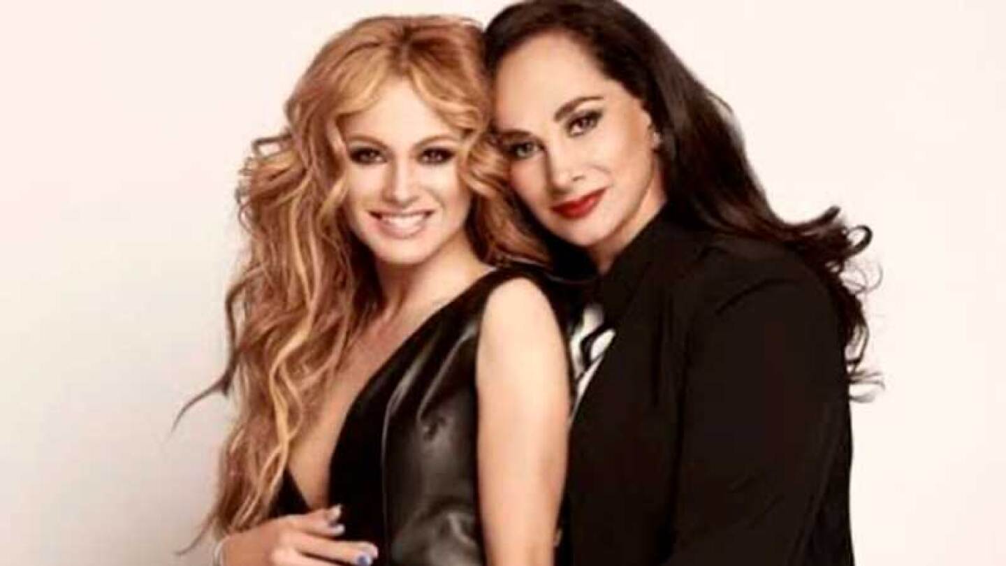 Primeras palabras de Paulina Rubio tras la muerte de su madre Susana Dosamantes