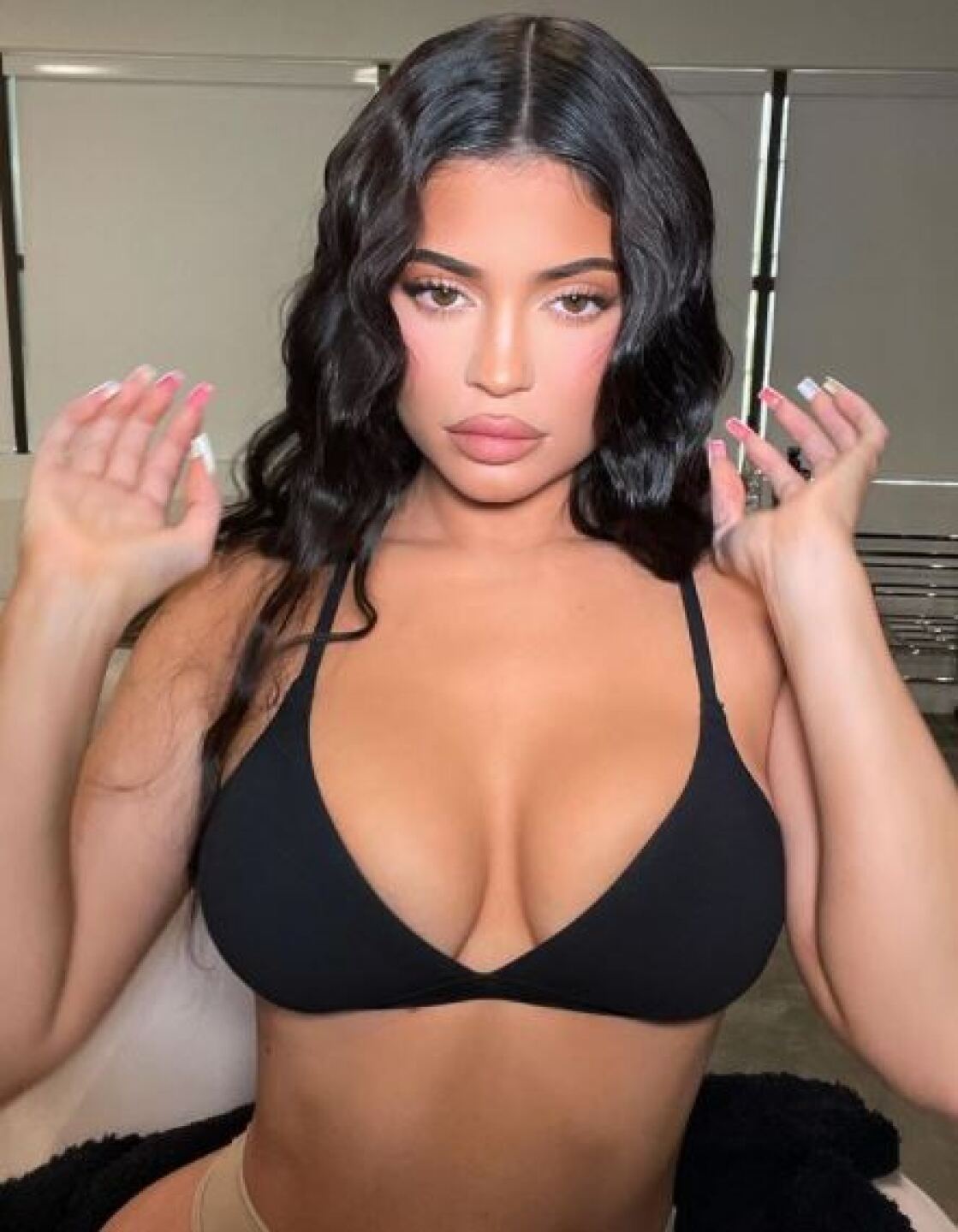 La socialité ya tiene novio.