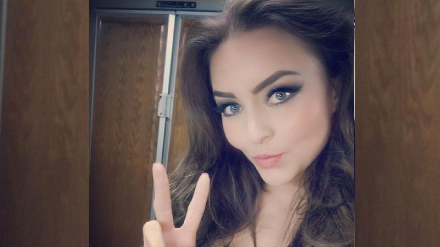 Angelique Boyer publica misteriosa foto en la que se ve irreconocible