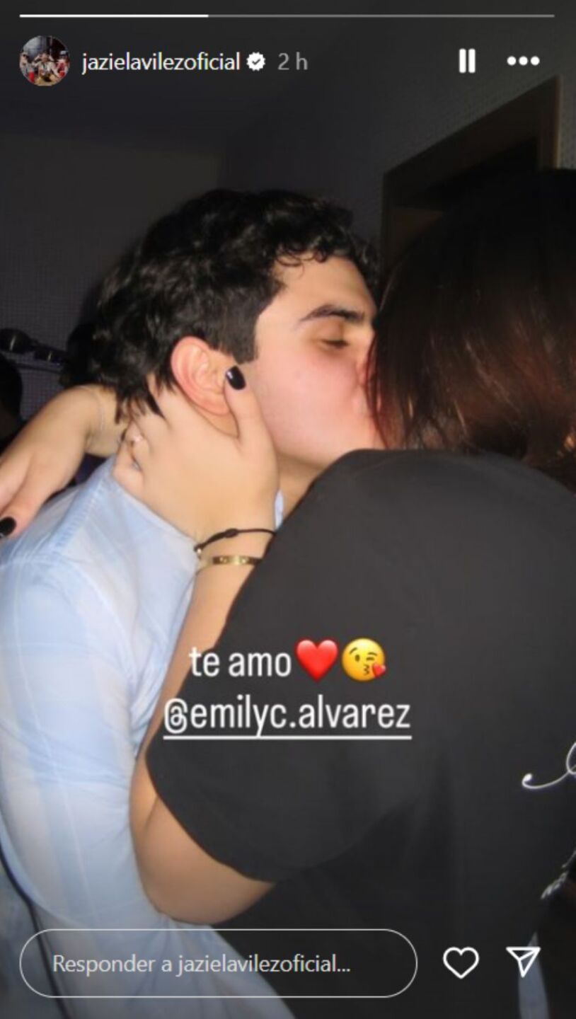 Hija del canelo con su novio