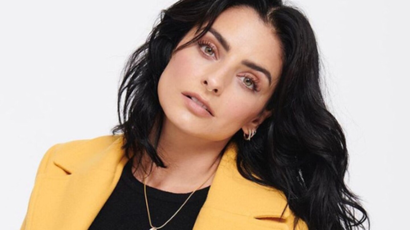 Aislinn Derbez comparte sus secretos de belleza