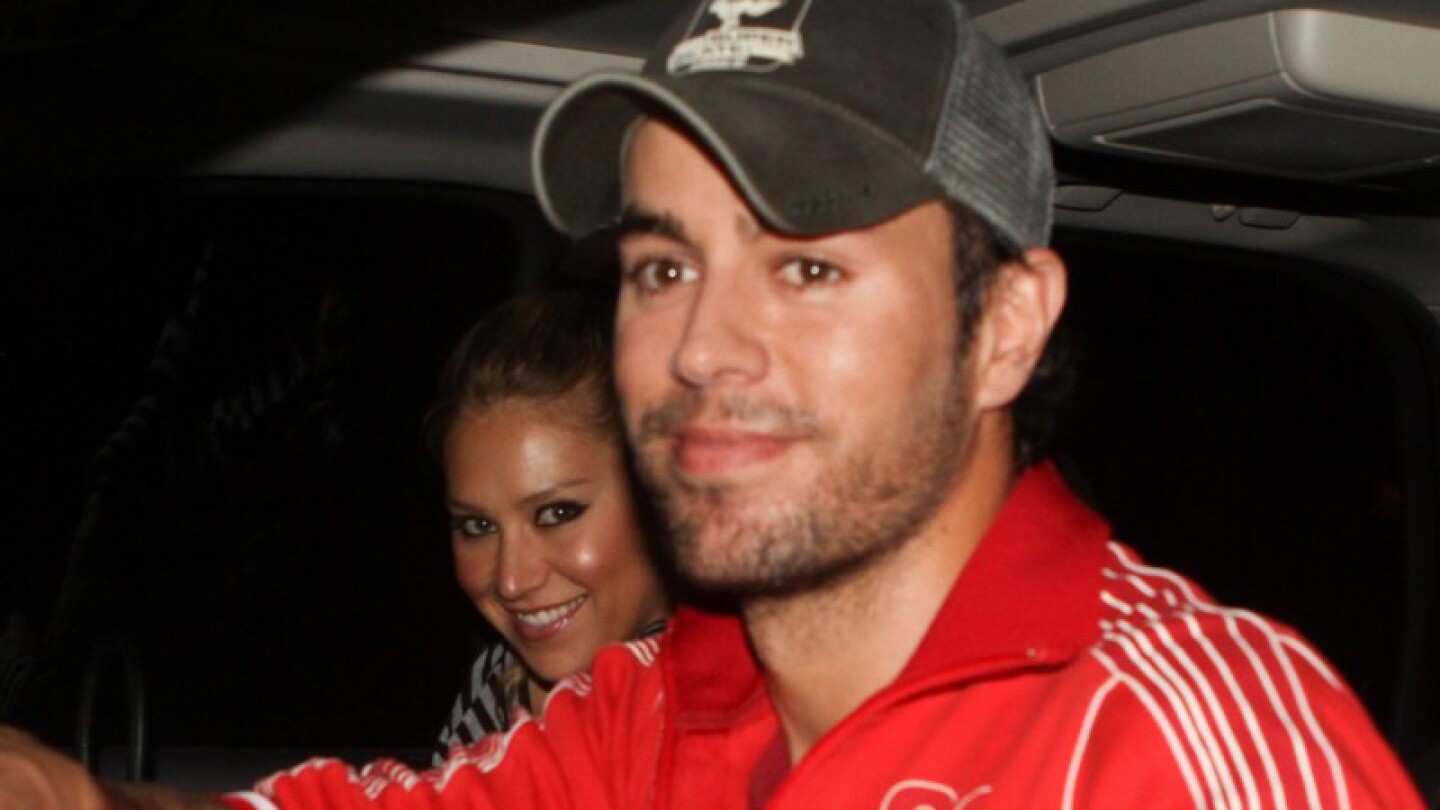 Circulan fotos que confirmarían el embarazo de Anna Kournikova