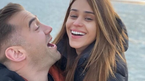 Novio de Yanet García le hace tremendo zoom a sus encantos mojados