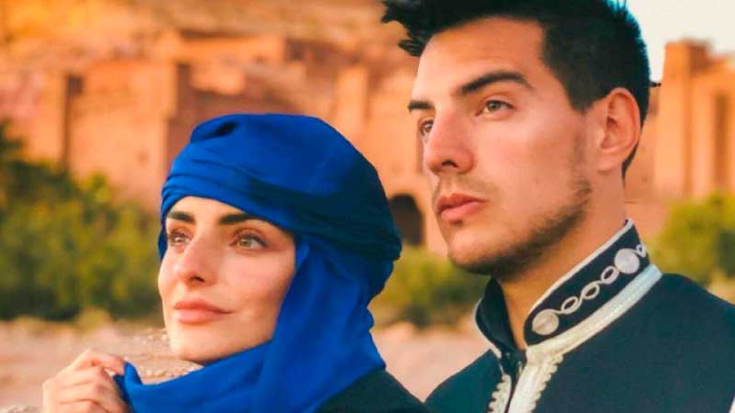 Aislinn y Vadhir Derbez disfrutan del festival ‘Burning Man’ mientras su padre se recupera