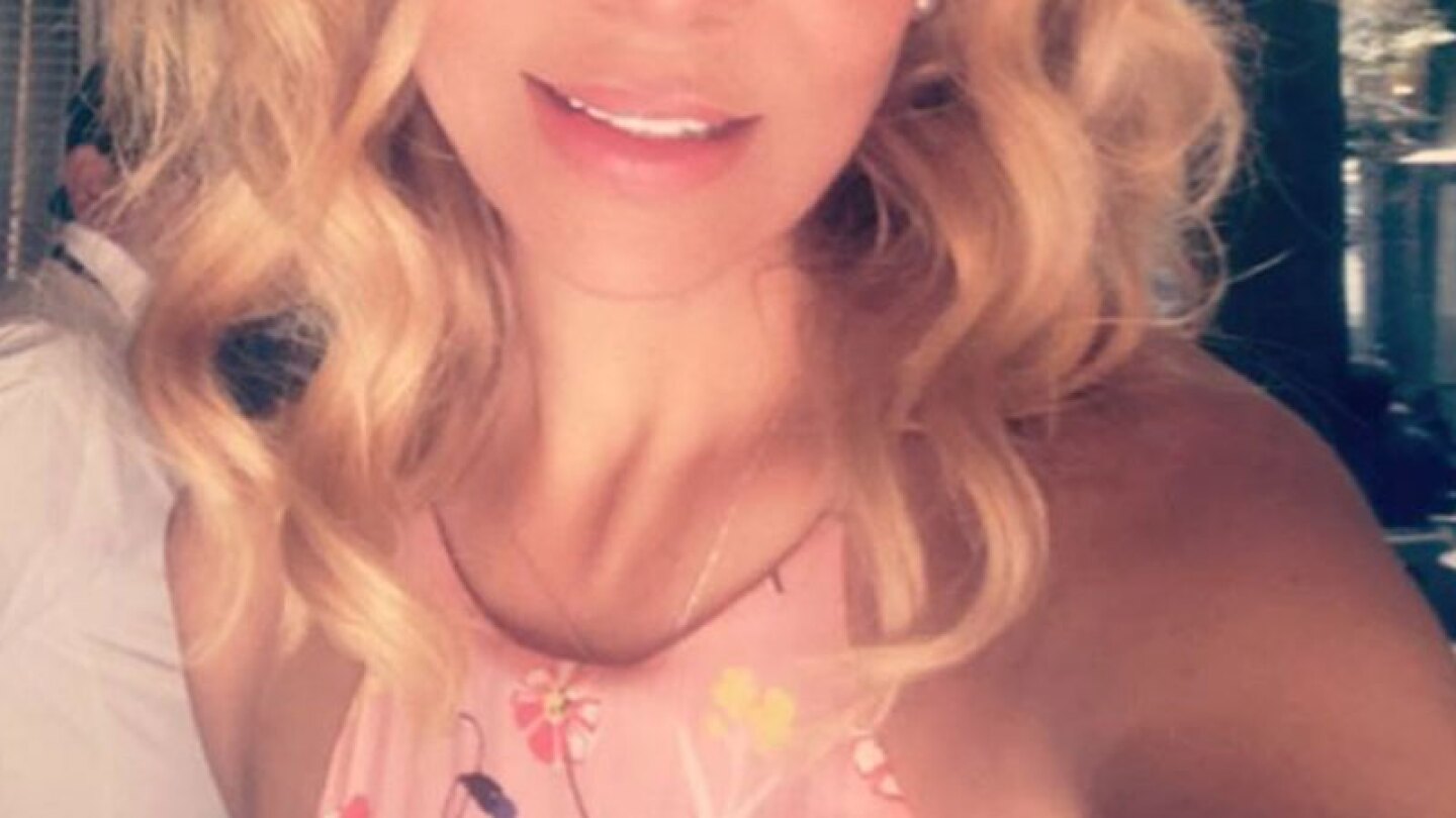 Esta guapa conductora acaba de anunciar que se convertirá en abuela