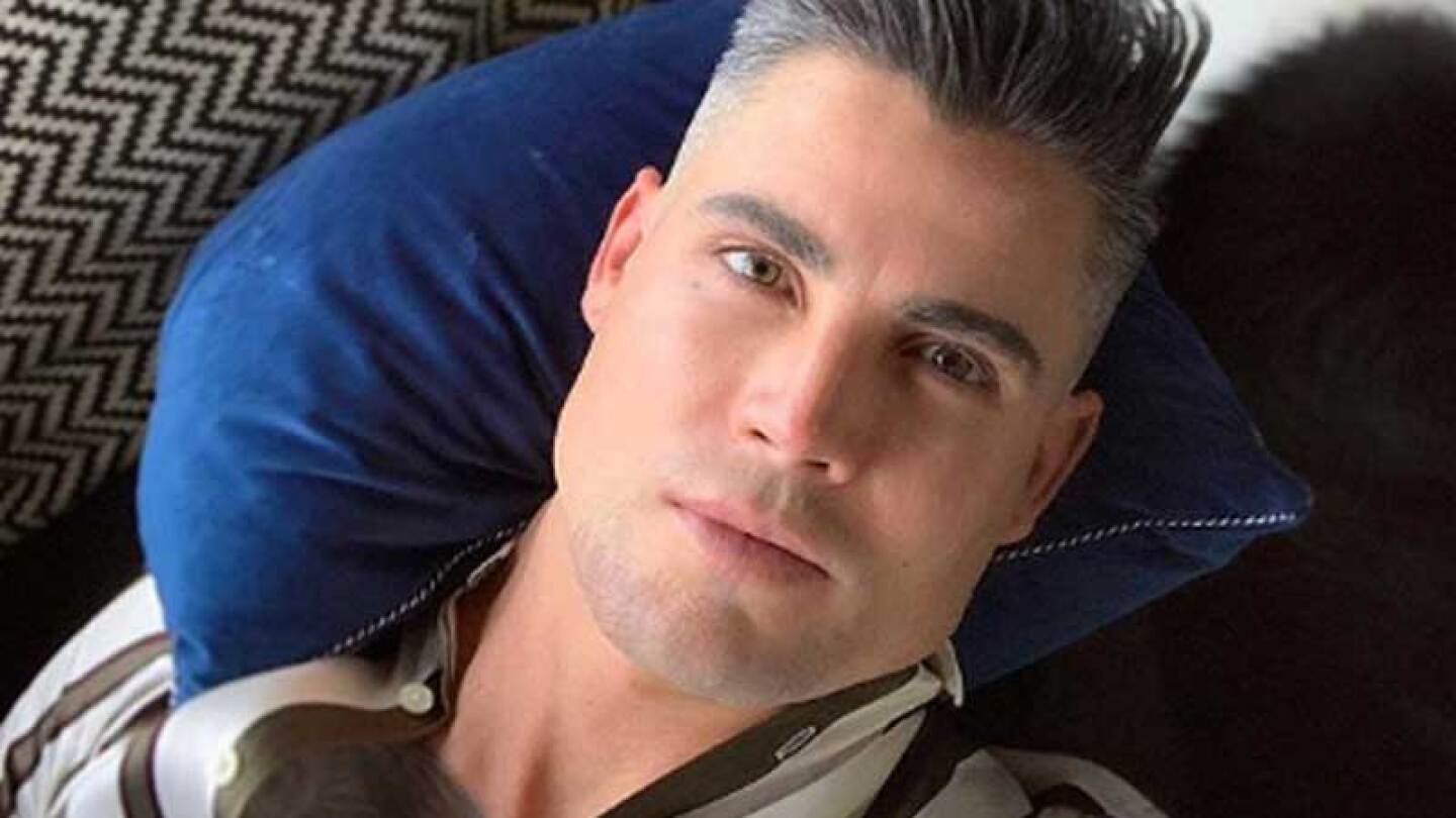Adrián Cué no formará parte de ‘Enamorándonos’