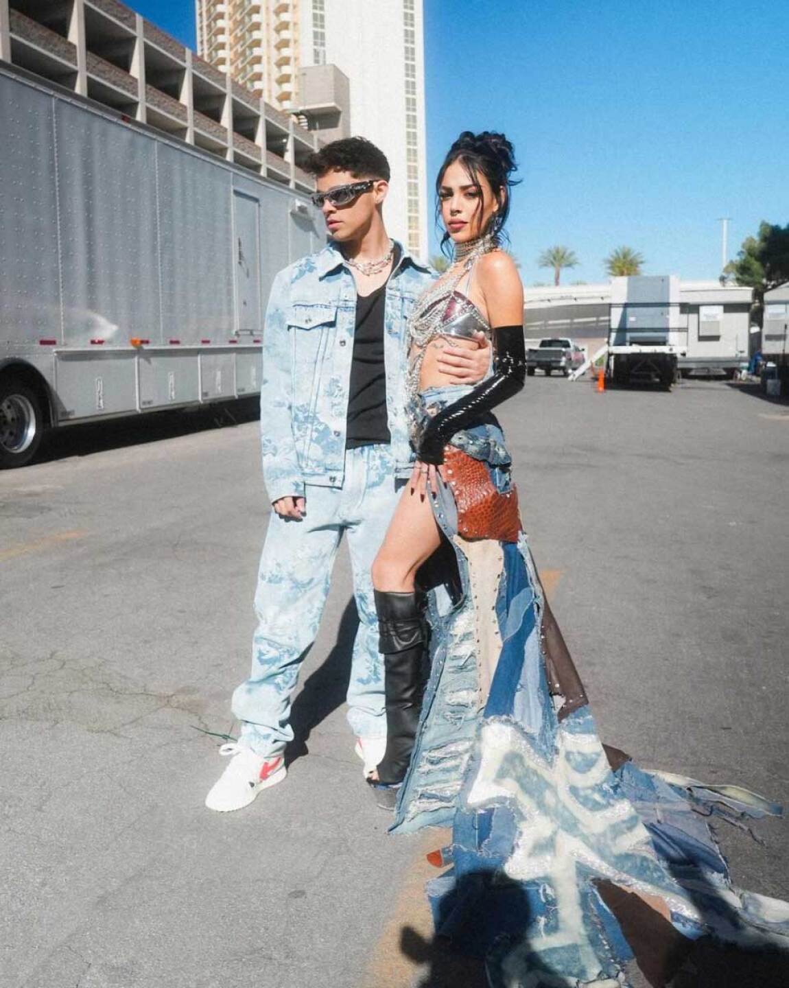 Danna Paola y Alex Hoyer comprometidos