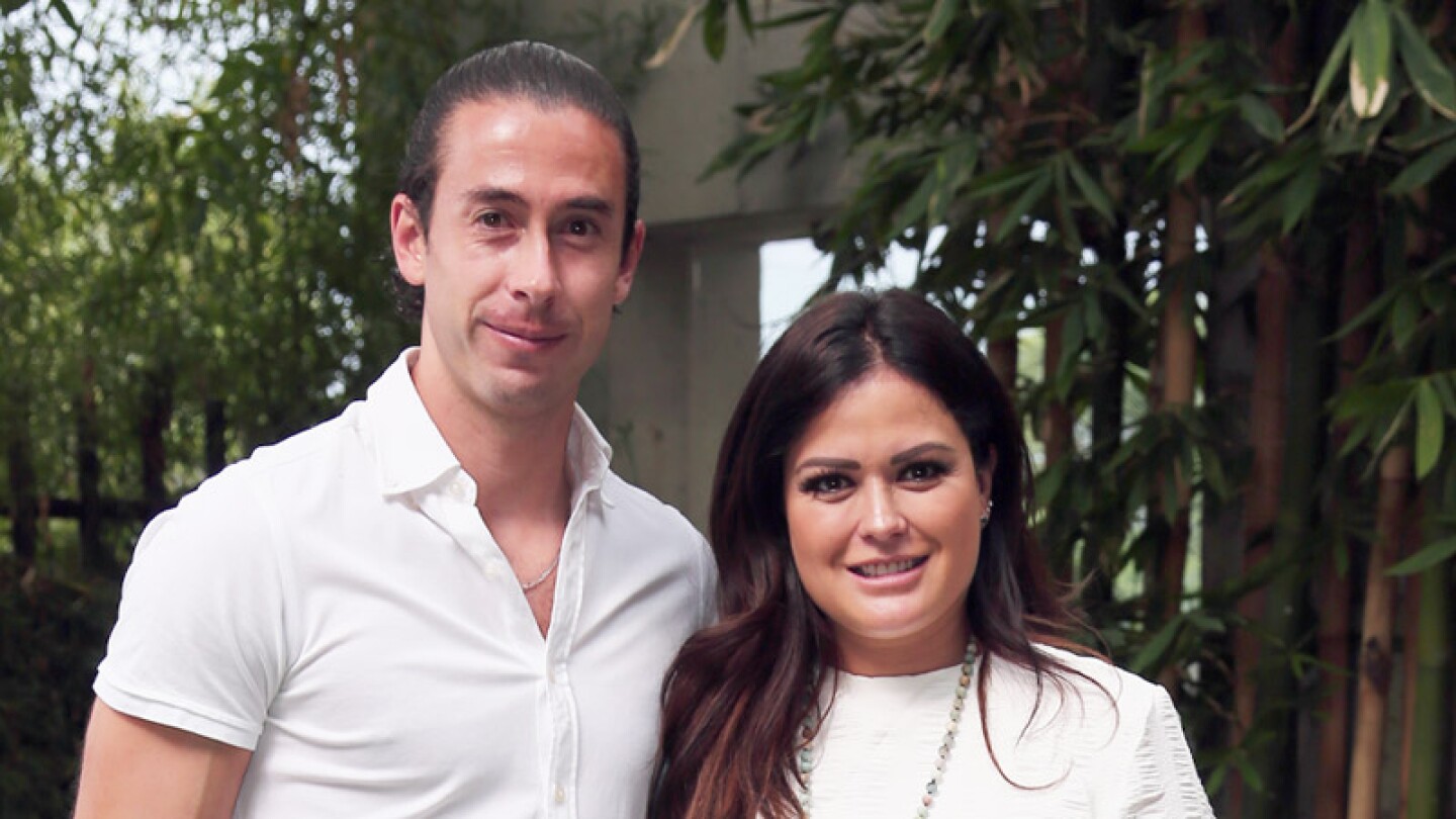 Mariana Echeverría lanza comunicado tras robo