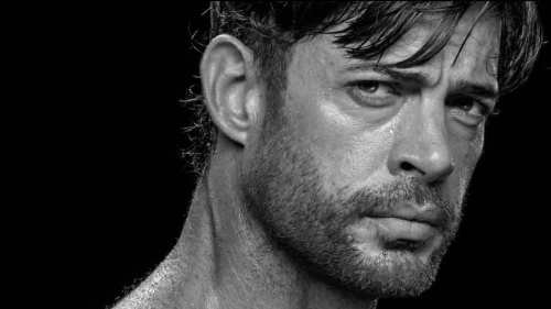 William Levy estalla contra los medios por difamación y podría demandarlos.png