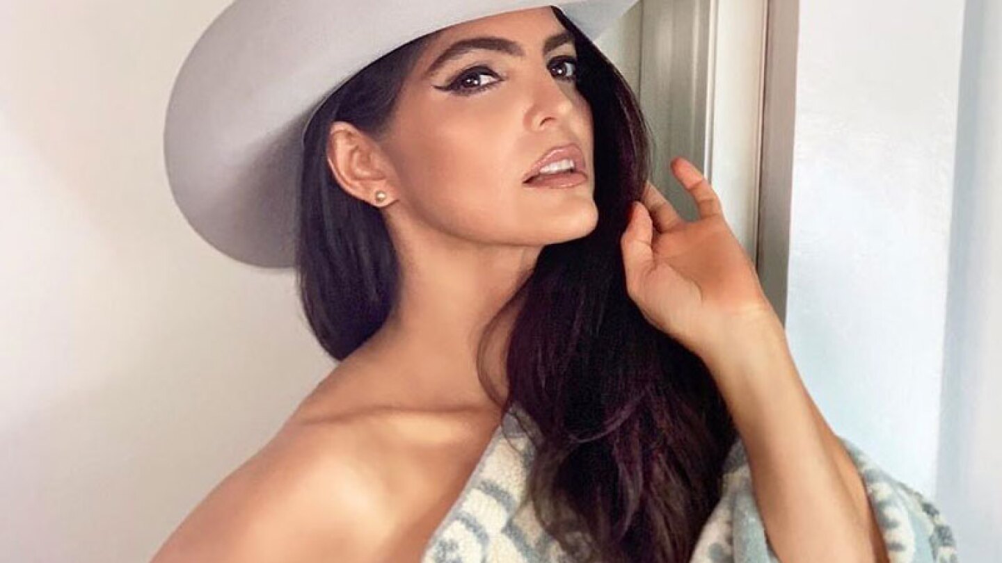 Ana Bárbara cantante