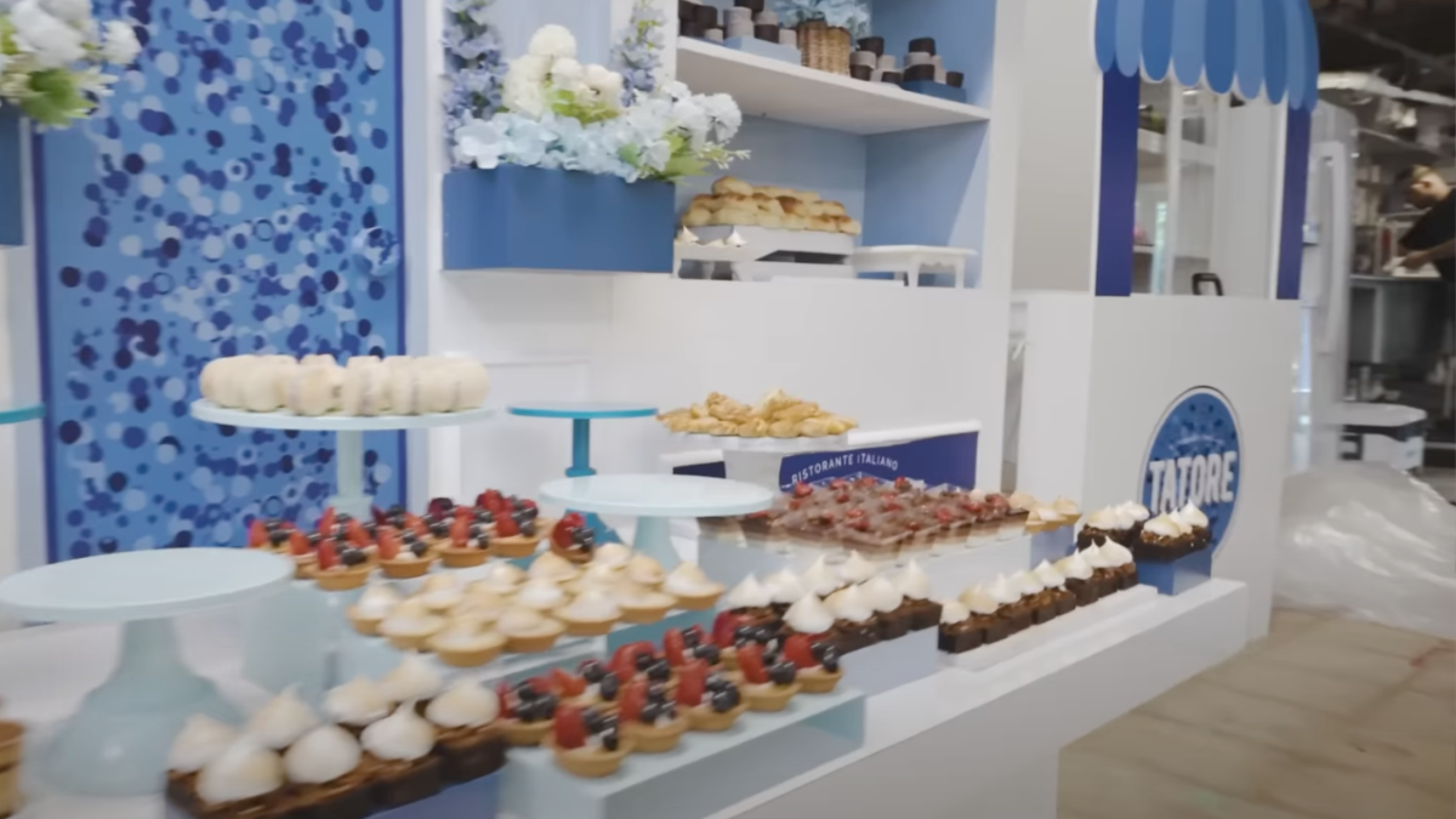 Camilo y Evaluna Montaner celebran el cumpleaños de Índigo con lujosa fiesta de princesas en azul