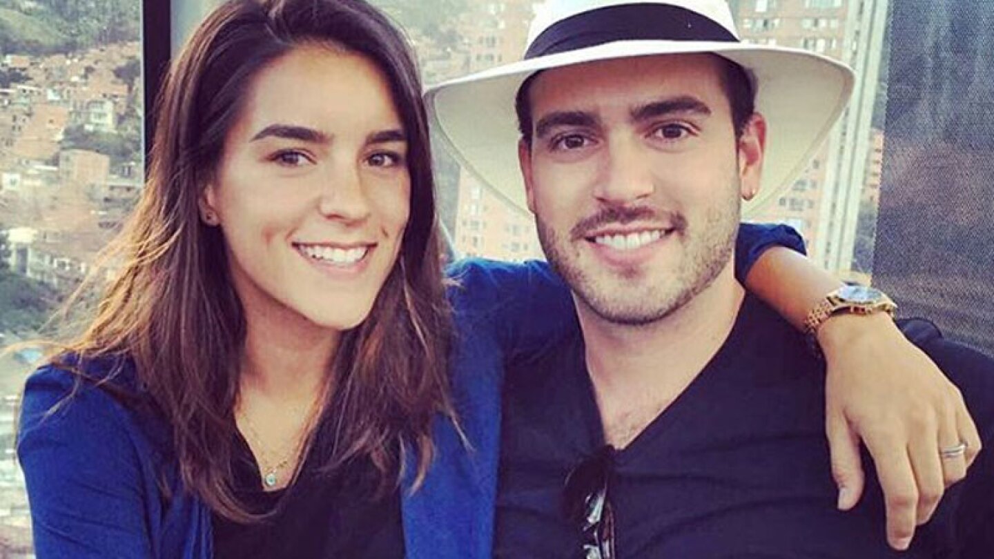 Instagram @anaaraujof