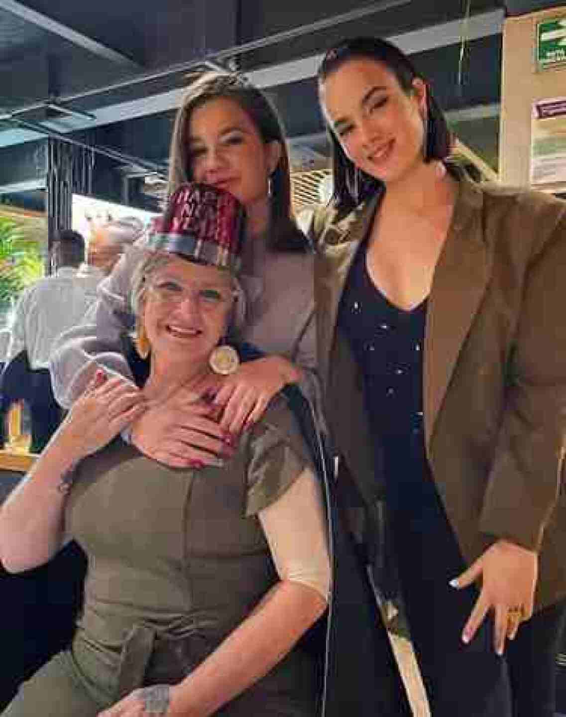 Crista, Beba y Gala Montes