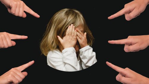 Padre da castigo ejemplar a su hijo por hacer bullying