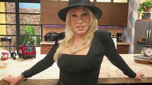 ¡Laura León enseñará el ‘tesorito’ una vez más!