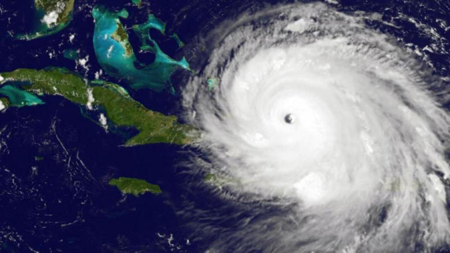 Se aprecia espeluznante rostro en el huracán Irma