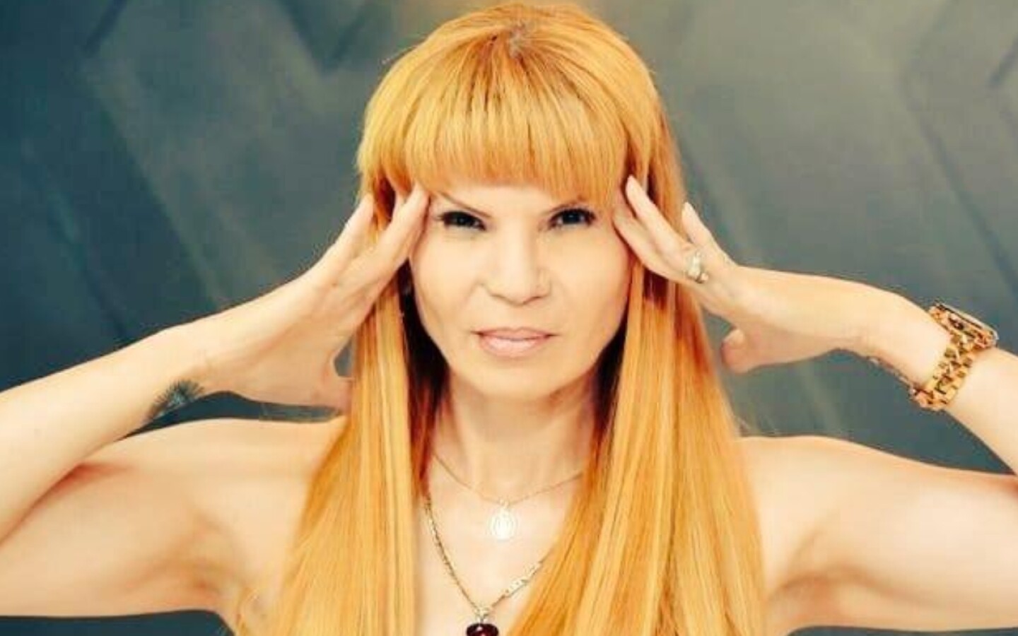 Mhoni Vidente predice qué famosos se separarán