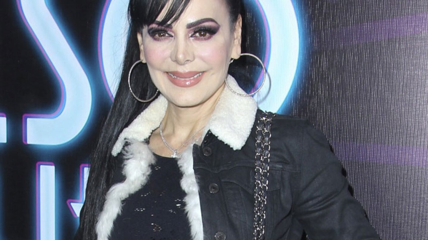 En prestigiada fiesta, le hacen 'el fuchi' a Maribel Guardia.