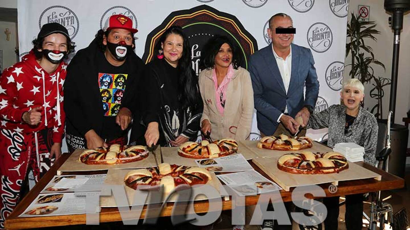 Varios famosos se reúnen para partir la roscas de Día de Reyes
