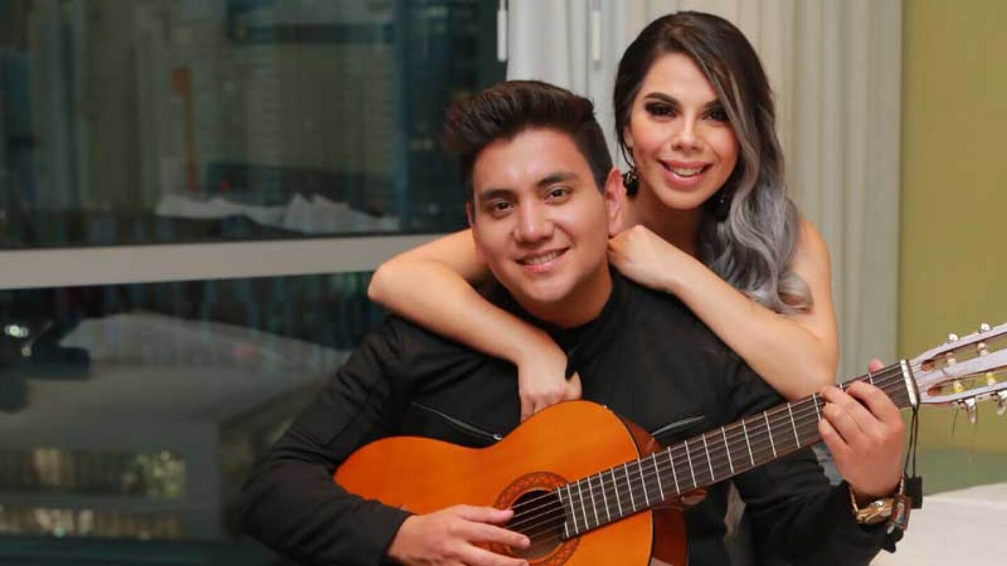 Franco Álvarez y Lizbeth Rodríguez graban video musical 'Nuestro primer te amo'.