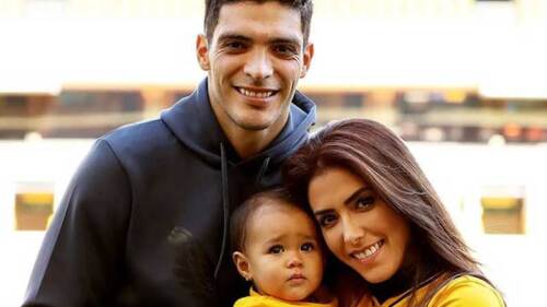 Raúl Jiménez se convertirá en padre por segunda vez