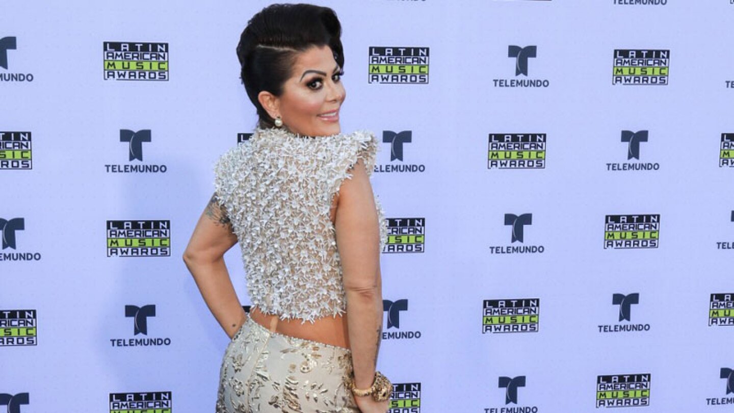 Alejandra Guzmán no se queda atrás y le hace la competencia a su hija.