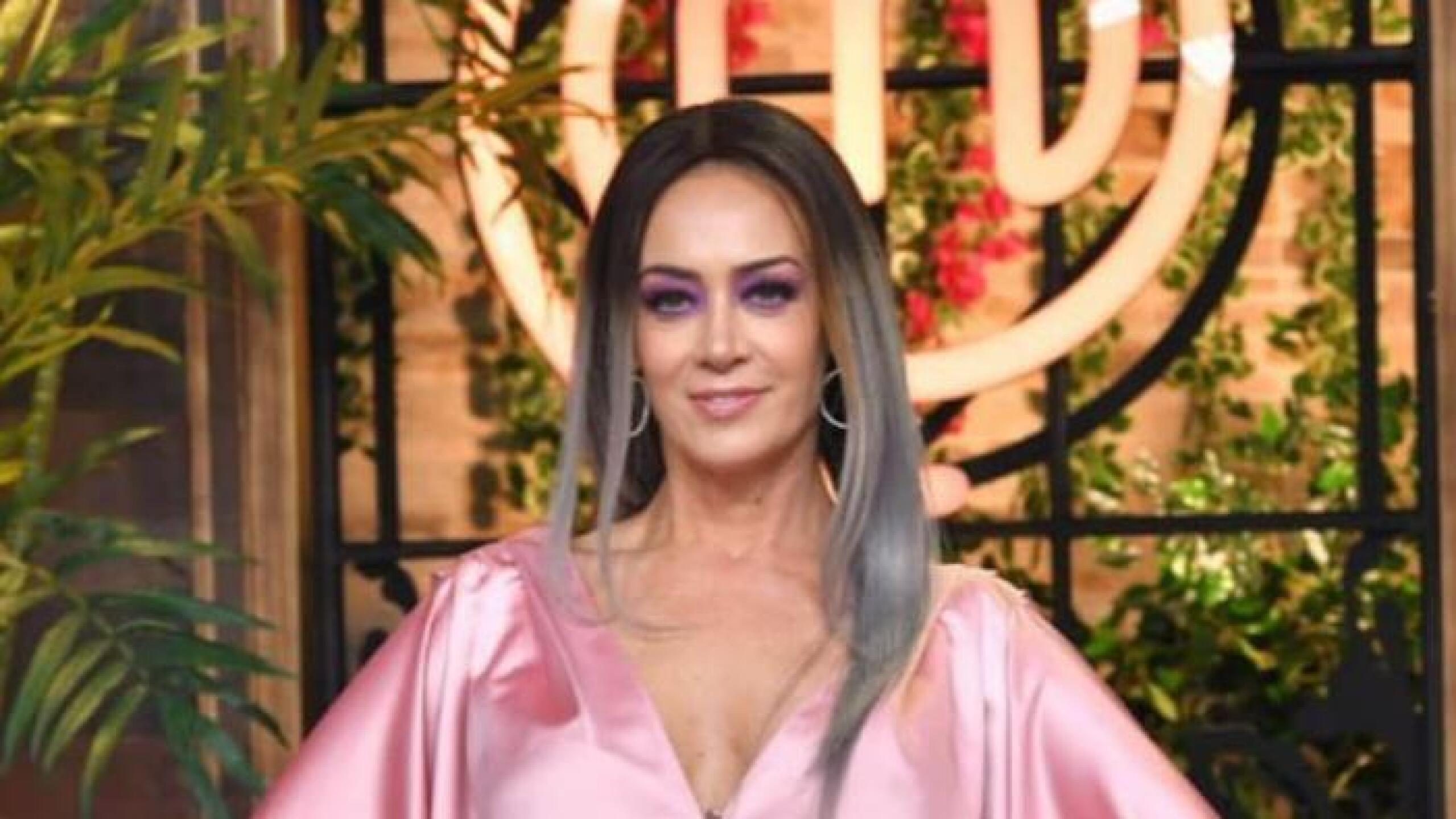 Anette michel televisa