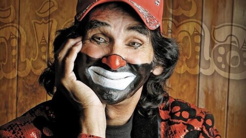 cepillin reta a su nieto