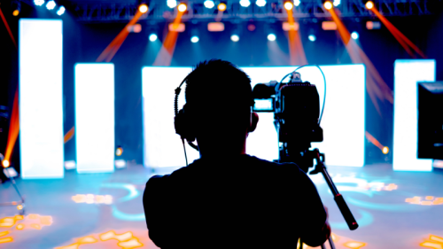 hombre televisión.png