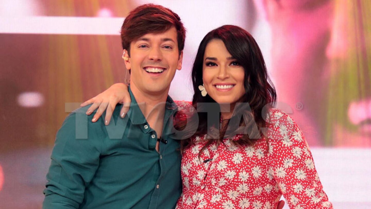 La conductora tuvo un baby shower en plena transmisión del programa "Todo un show".